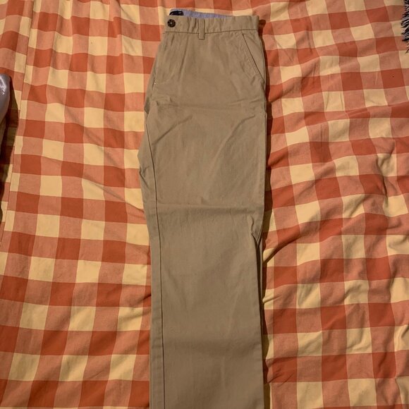 Beige Tommy Hilfiger Khakis – Size 32x32 - Picture 2 of 6